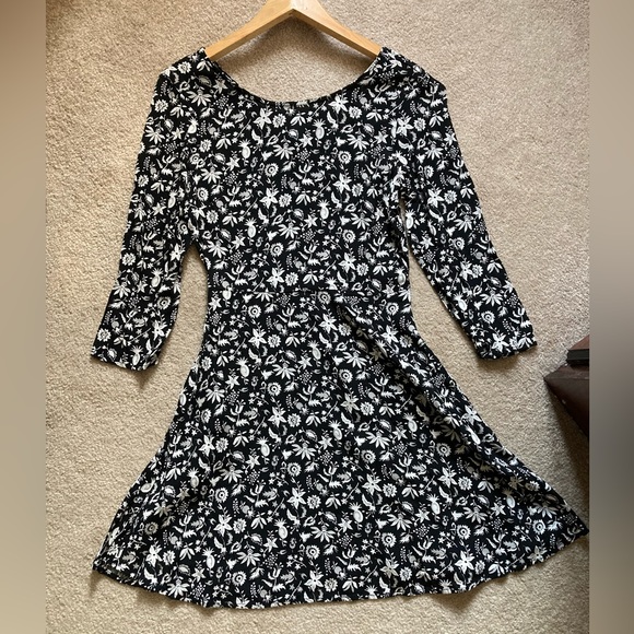 Gap fit and flare mini dress, size 4 - Picture 9 of 12